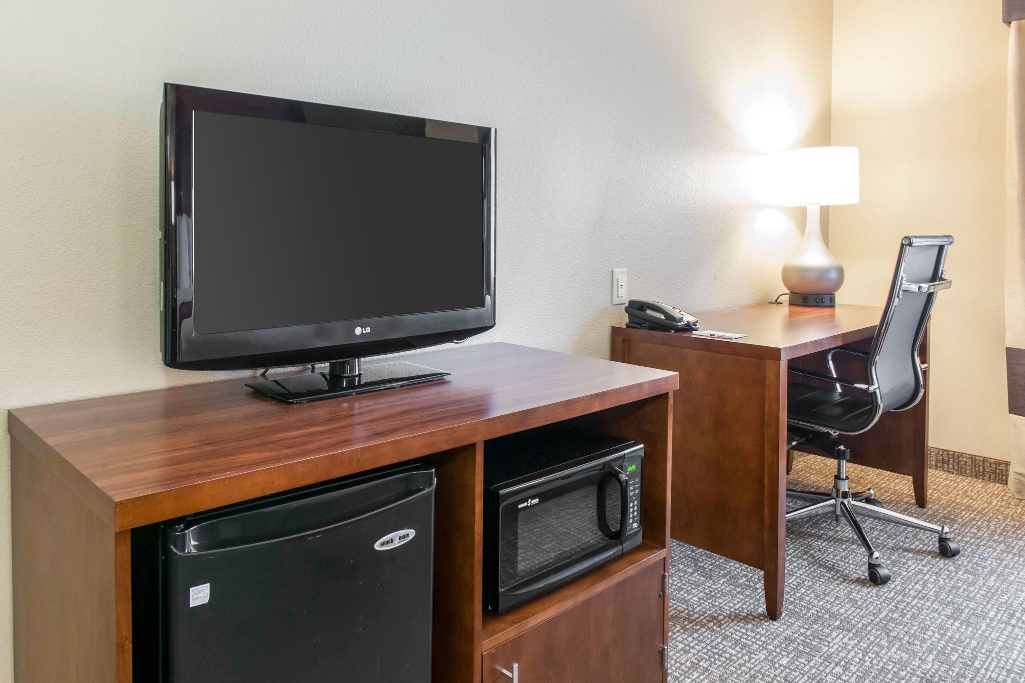 Comfort Suites Terre Haute University Area Exteriér fotografie