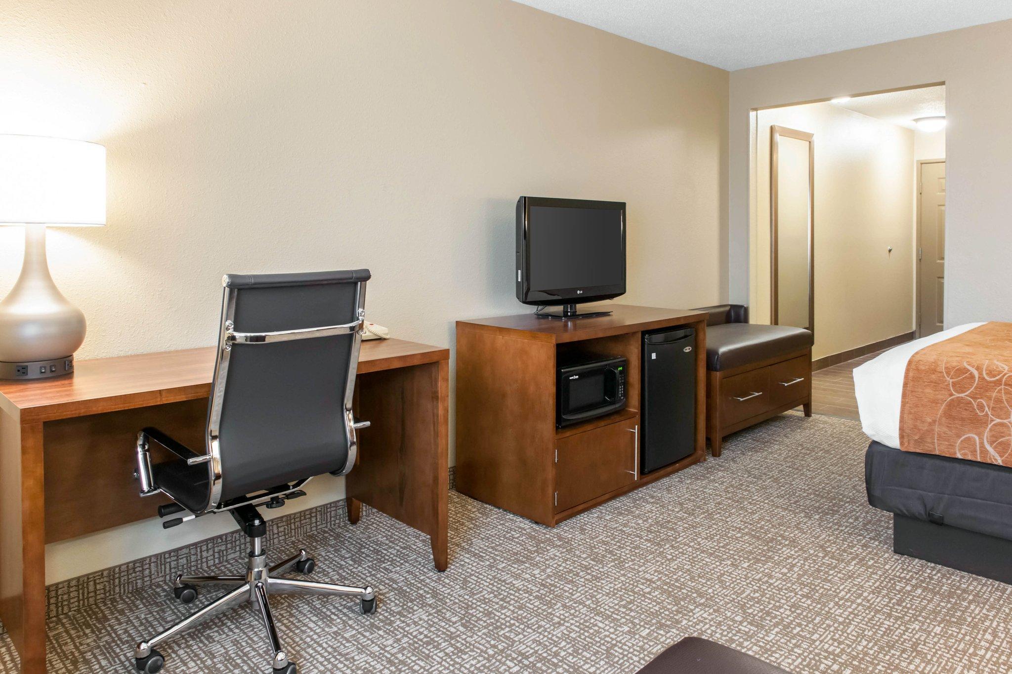 Comfort Suites Terre Haute University Area Exteriér fotografie