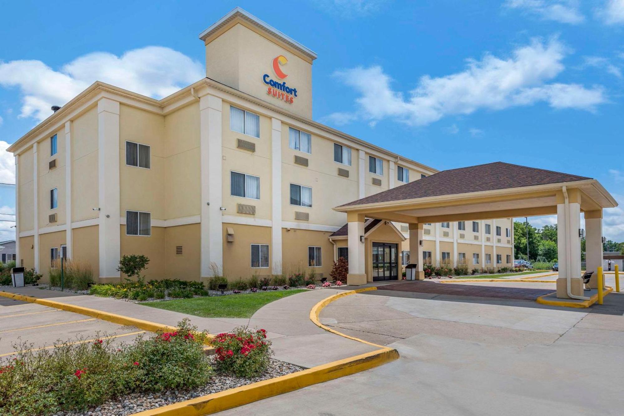 Comfort Suites Terre Haute University Area Exteriér fotografie